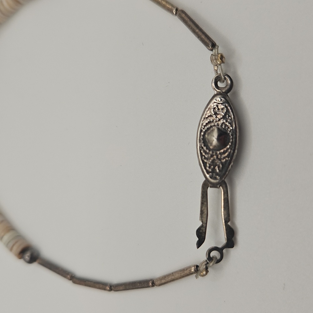 Source Unknown Silver And Green Beaded Bracelet - image 3